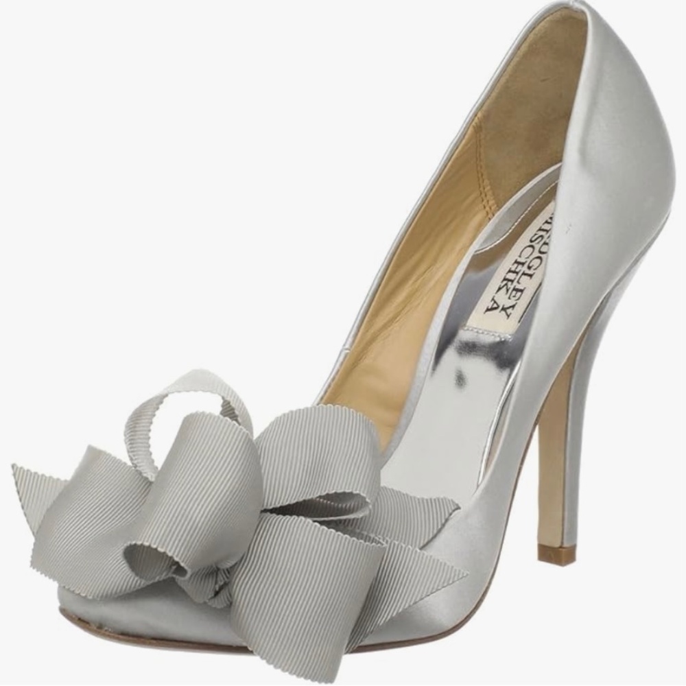 NEW: Badgley Mischka Women's Karlisle Bow Pump/ Heels